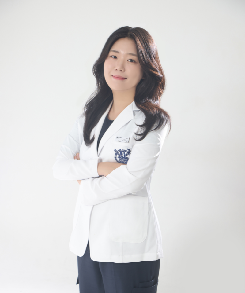 김나영 보존·심미진료 원장